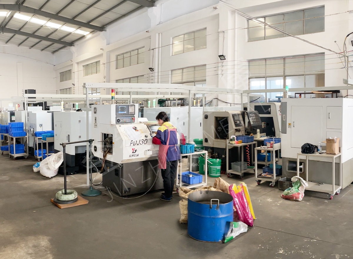 激光噴嘴生產(chǎn)車間